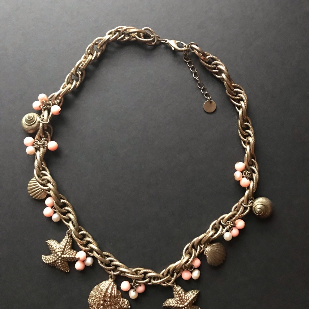 Talbots Seashell Necklace - Picture 3 of 3